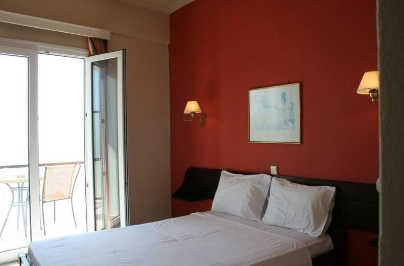 Aegli Hotel Perama  Room photo
