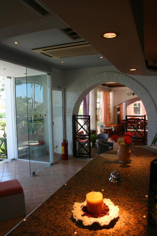 Aegli Hotel Perama  Exterior photo
